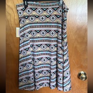 NWT LuLaRoe Azure Skirt Size XL